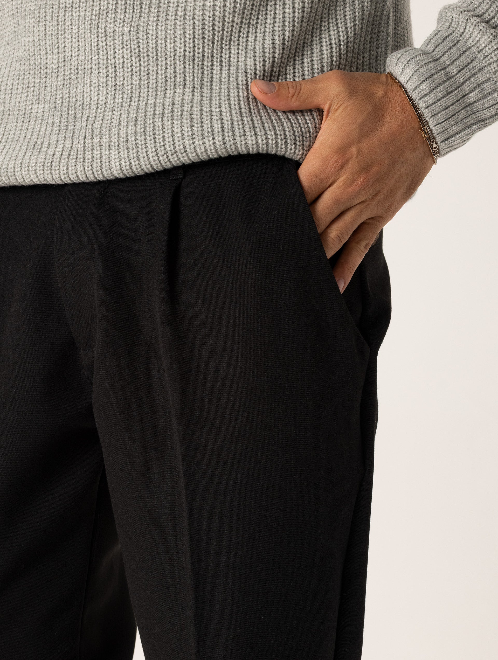 CARTER PANTS IN BLACK